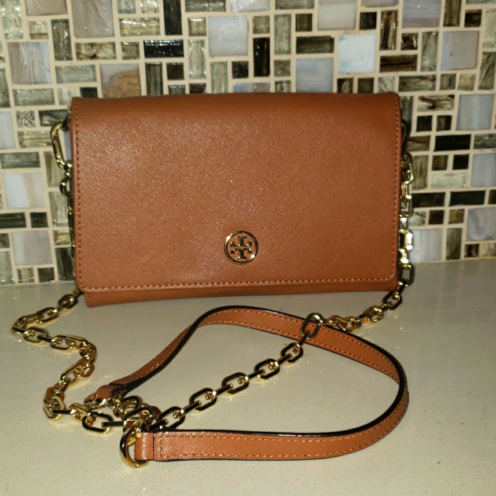 Tory Burch Wallet on a Chain